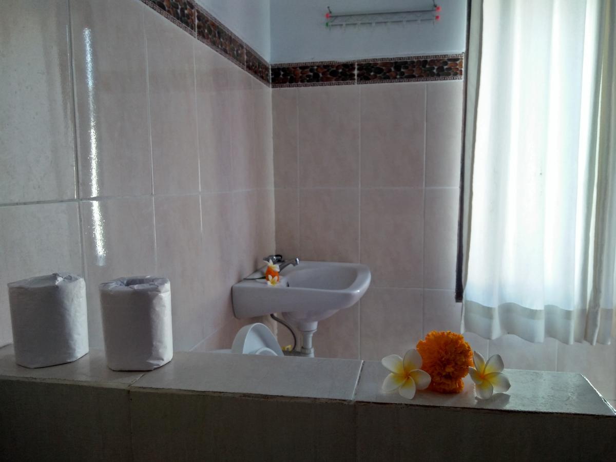 Tira Amed Homestay Экстерьер фото