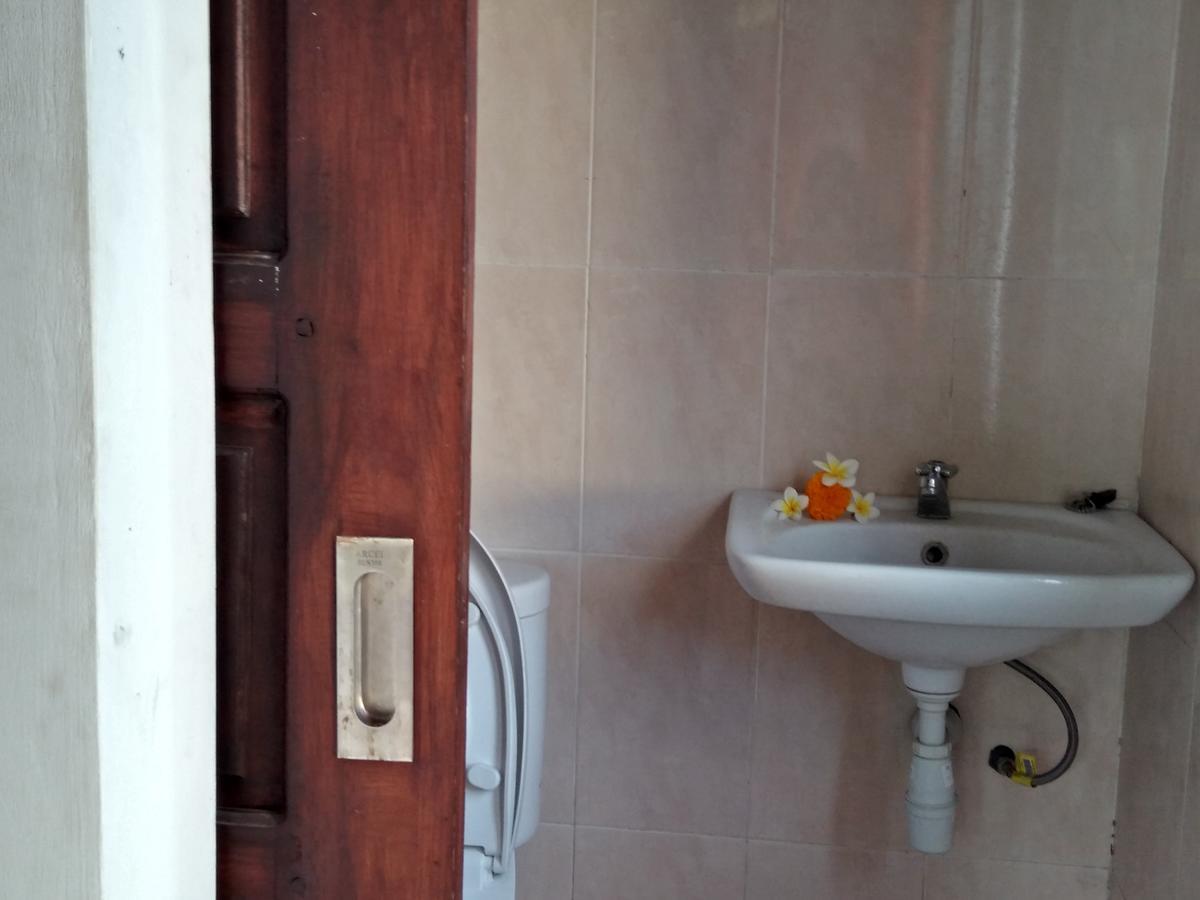 Tira Amed Homestay Экстерьер фото